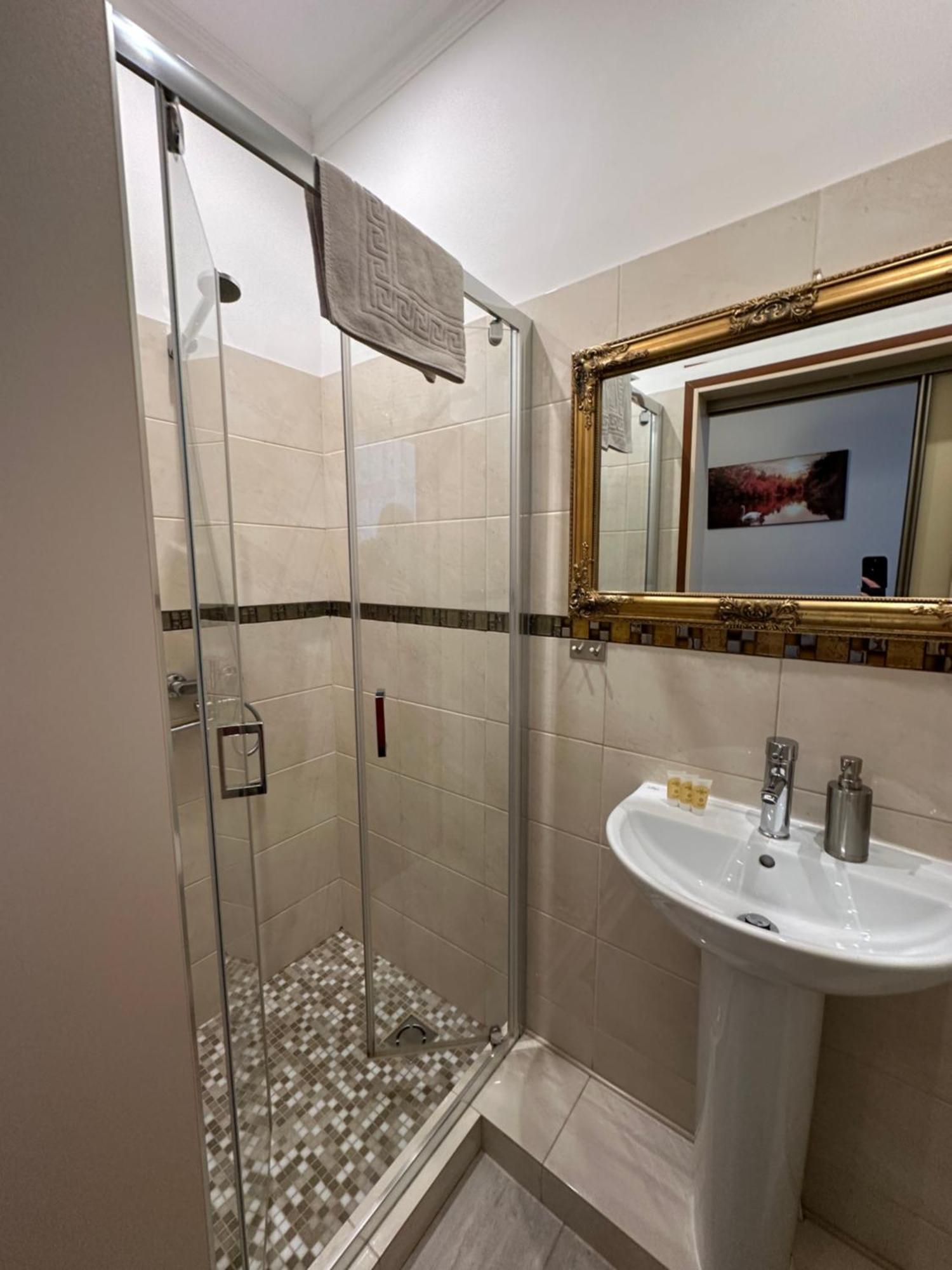 Nika Apart Hotel Riga Kültér fotó